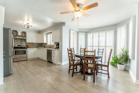 420 Everton Dr, Mississauga, ON L5R 1W2