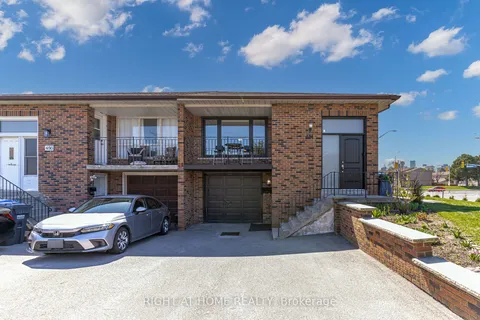 484 Kelvedon Mews, Mississauga, ON L4Z 1G4