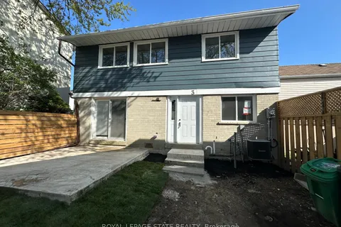 3 Holmstead Crt, Brampton, ON L6S 1R9