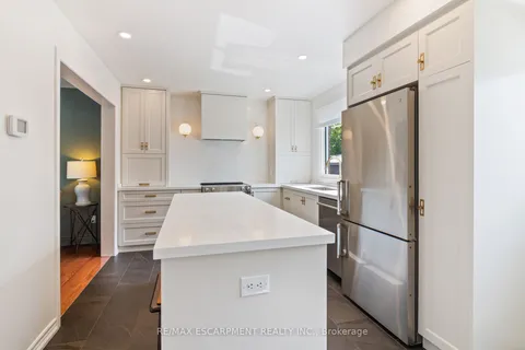 95 Elgin Dr, Brampton, ON L6Y 2E6