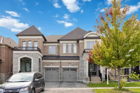 18 Rising Hill Rdge, Brampton, ON L6Y 0C3