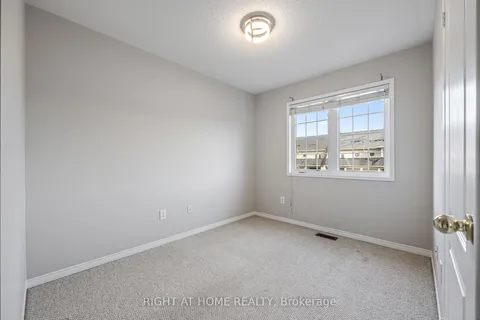 1259 Lamont Cres, Milton, ON L9T 6W4