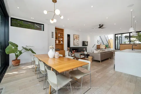 1 Lake Shore Dr, Toronto, ON M8V 1Y9