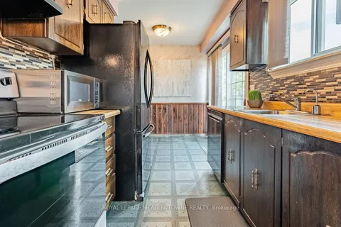 769 Cabot Trail, Milton, ON L9T 3R8