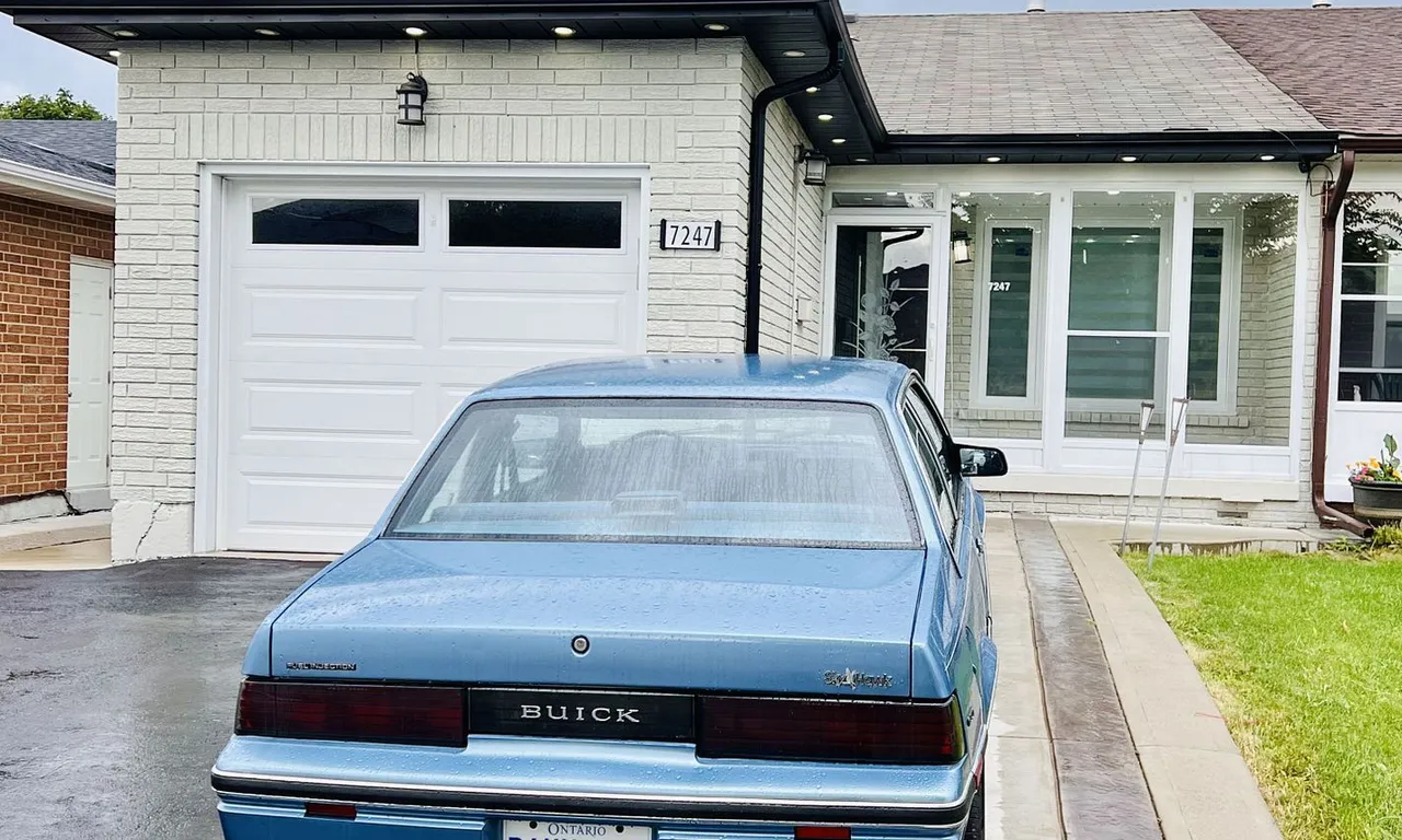 7247 Sigsbee Dr, Mississauga, ON L4T 3L6