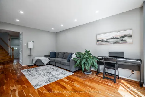 3569 Nutcracker Dr, Mississauga, ON L5N 6G1