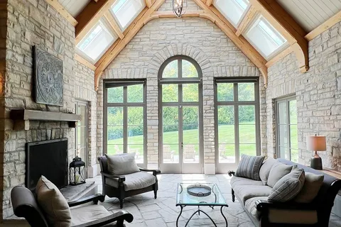 2176 Forks Of The Credit Rd, Caledon, ON L7K 2H6