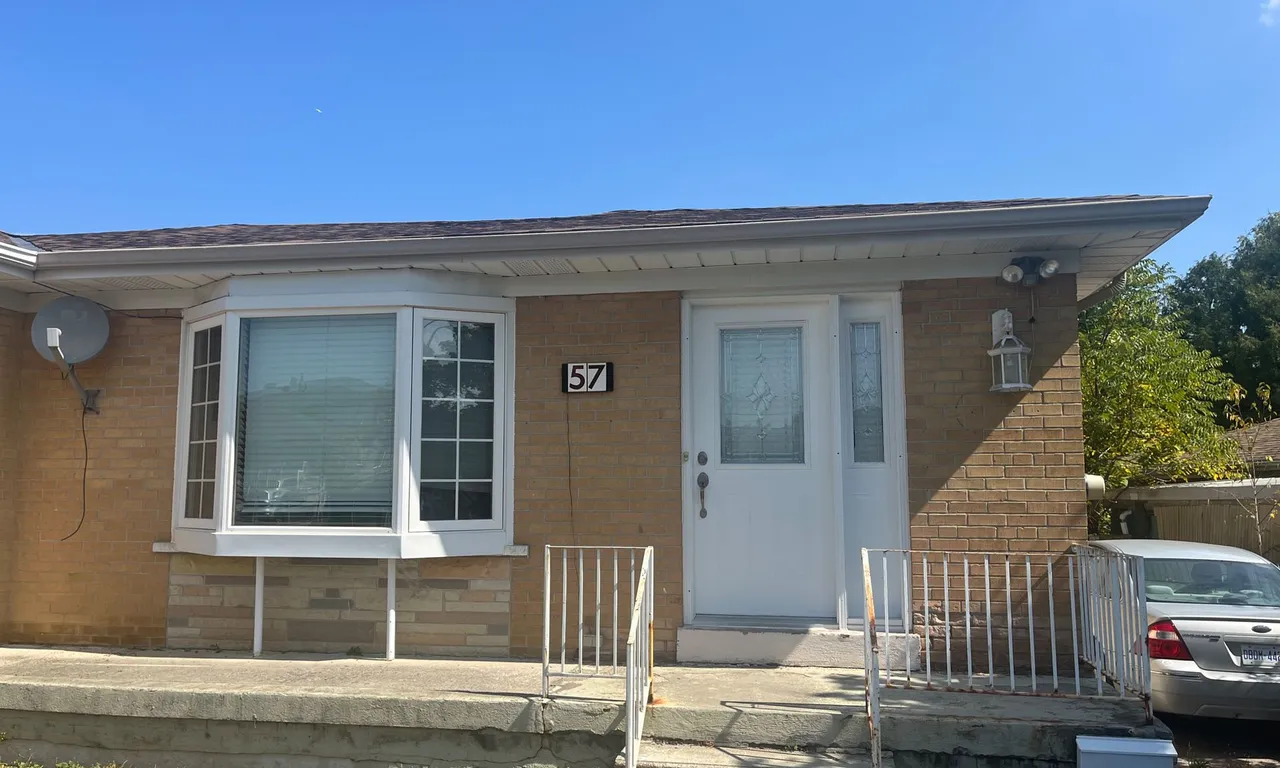 57 Dellbrook Cres, Toronto, ON M9L 1E3