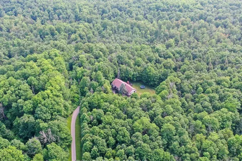 832 Boston Mills Rd, Caledon, ON L7C 0L7