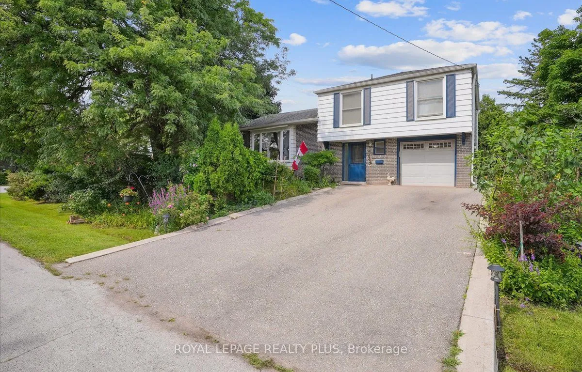 557 Trafford Cres, Oakville, ON L6L 3T4