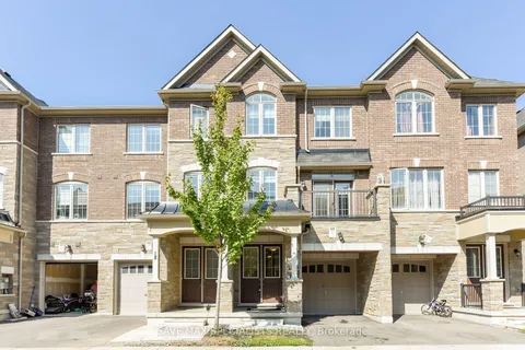 16 FAYE St, Brampton, ON L6P 4M9