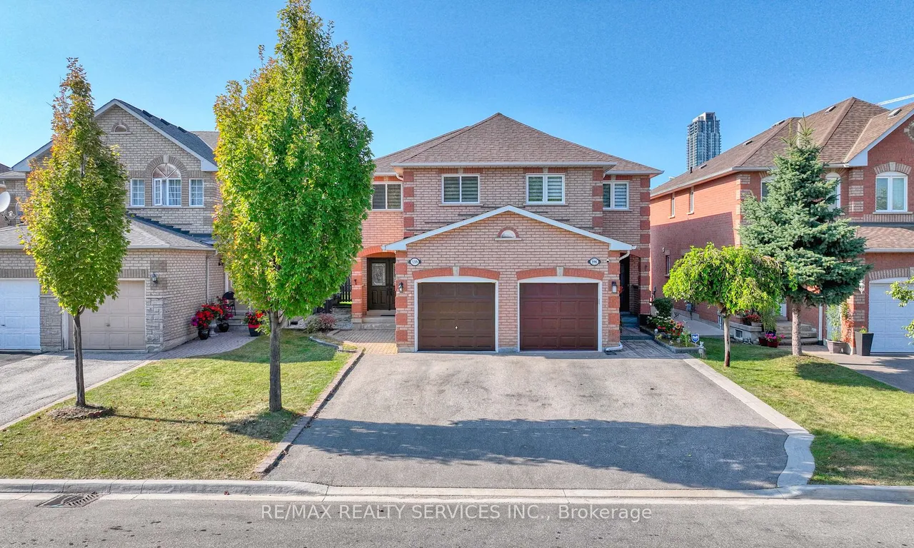 598 Summer Park Cres, Mississauga, ON L5B 4E9