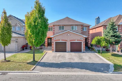 598 Summer Park Cres, Mississauga, ON L5B 4E9