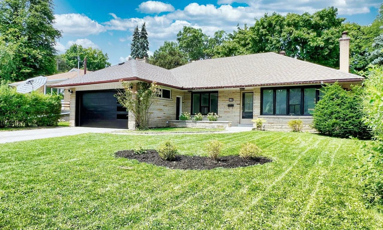 94 Anglesey Blvd, Toronto, ON M9A 3C4