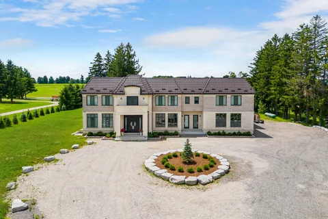 15696 Kennedy Rd, Caledon, ON L7C 2G6