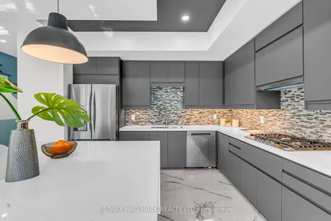 53 Buttonwood Ave, Toronto, ON M6M 2H9