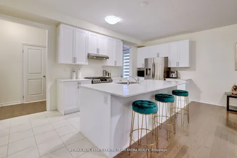 20 Fuller St, Brampton, ON L6X 5S3