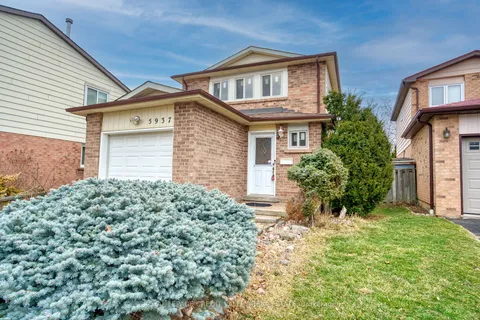 5937 Shandwick Pl, Mississauga, ON L5M 2M7