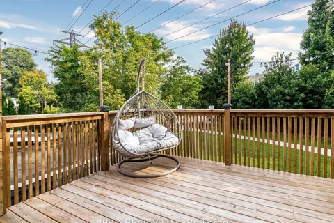 99 Howick Ave, Toronto, ON M6N 1N2