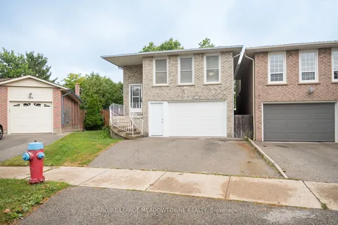 577 Hayward Cres, Milton, ON L9T 4T8