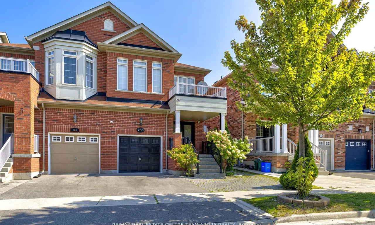 768 Dow Landing St, Milton, ON L9T 7P6