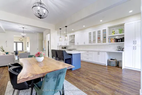 768 Dow Landing St, Milton, ON L9T 7P6