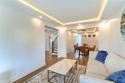 550 Meadows Blvd, Mississauga, ON L4Z 1G6