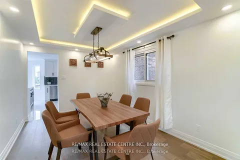 550 Meadows Blvd, Mississauga, ON L4Z 1G6