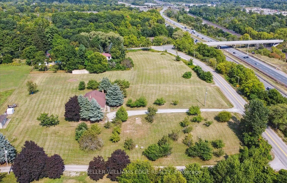 335 York Rd, Burlington, ON L7R 3X5