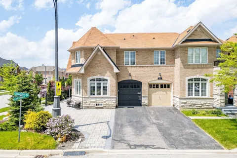 51 Long Branch Tr, Brampton, ON L6P 3R7