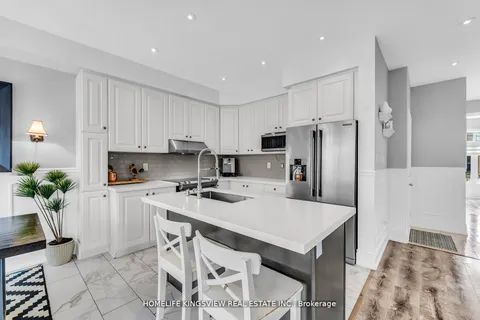 51 Long Branch Tr, Brampton, ON L6P 3R7