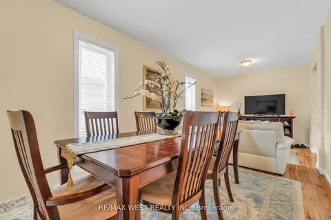 103 Bernice Cres, Toronto, ON M6N 1W7