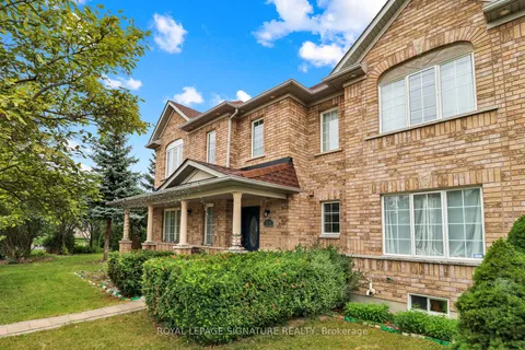 3218 Britannia Rd, Mississauga, ON L5M 6S9