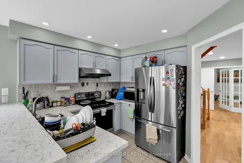 3218 Britannia Rd, Mississauga, ON L5M 6S9