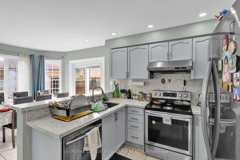 3218 Britannia Rd, Mississauga, ON L5M 6S9