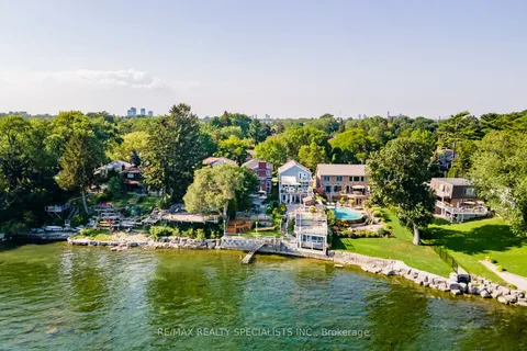 327A Lake Promenade, Toronto, ON M8W 1A6