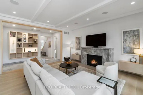 47 Ambleside Ave, Toronto, ON M8Z 2H8
