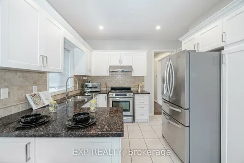 3308 Raindance Cres, Mississauga, ON L5N 8L7