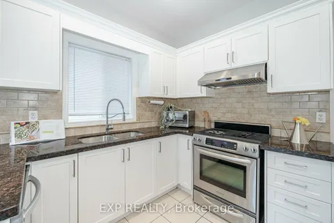 3308 Raindance Cres, Mississauga, ON L5N 8L7