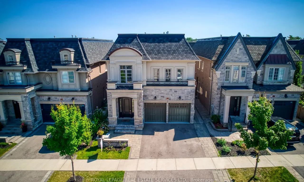 377 Tudor Ave, Oakville, ON L6K 0G8