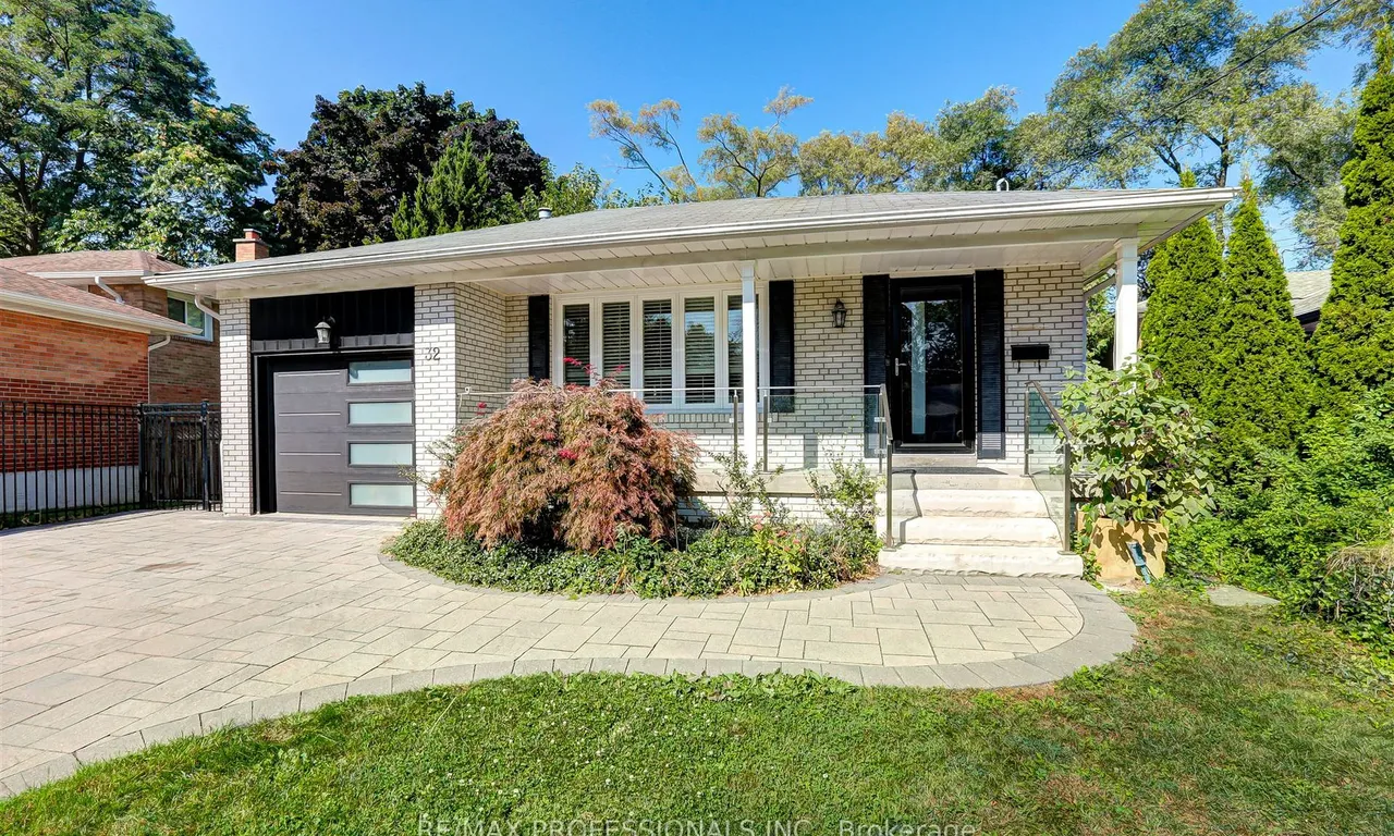32 Cedarcrest Dr, Toronto, ON M9A 2V6