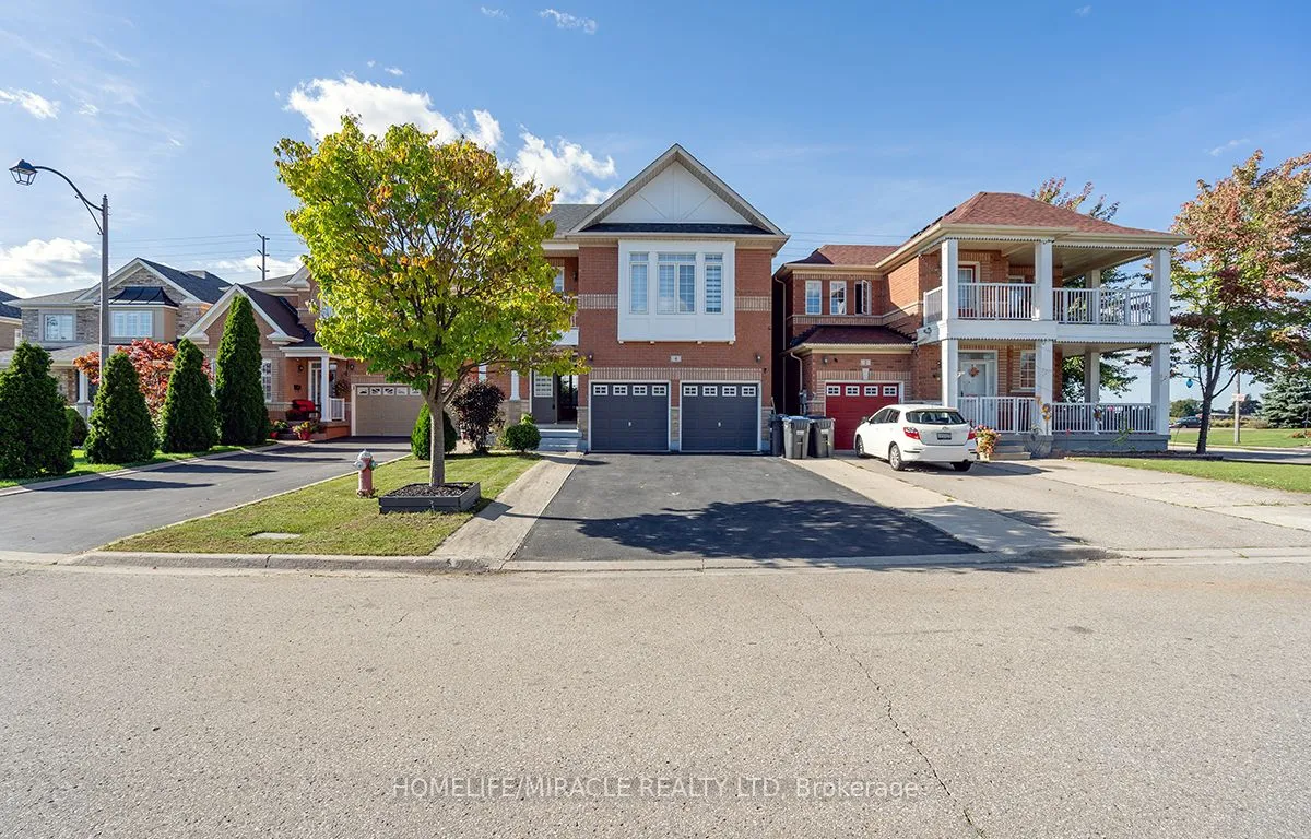 4 Princefield Pl, Brampton, ON L6R 0E4