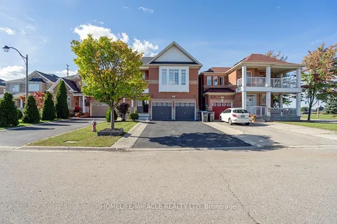 4 Princefield Pl, Brampton, ON L6R 0E4