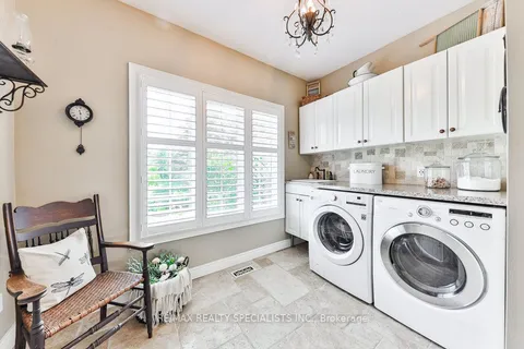 2115 Cunningham Crt, Milton, ON L0P 1J0