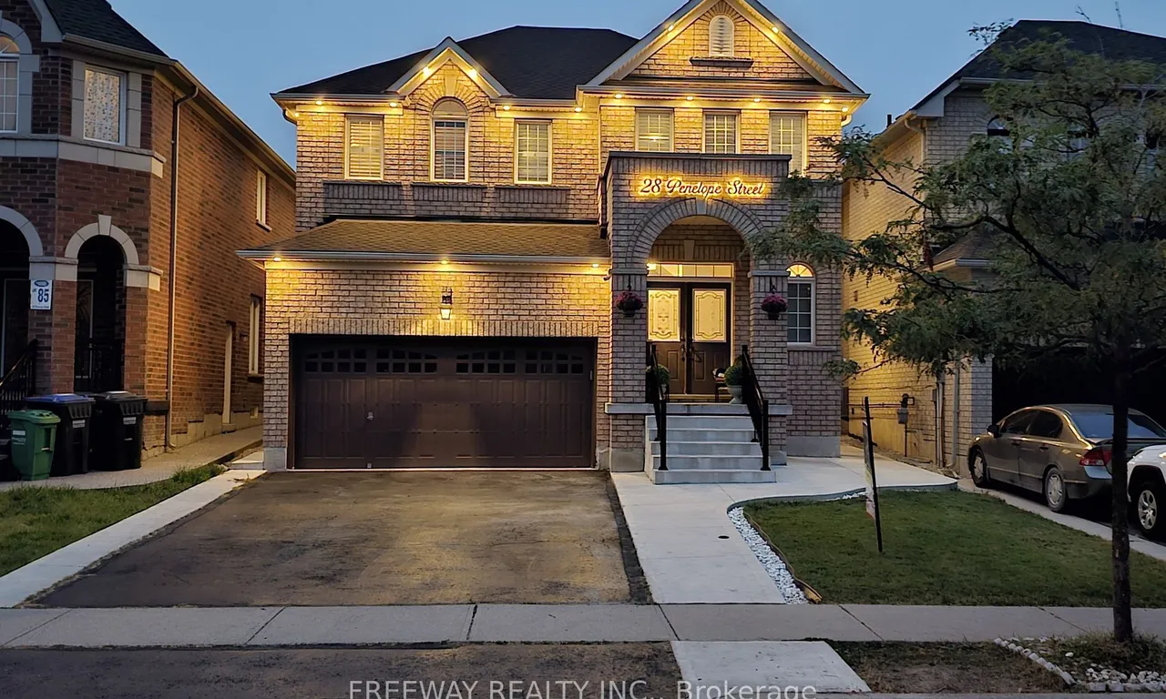 28 Penelope St, Brampton, ON L6P 3H7