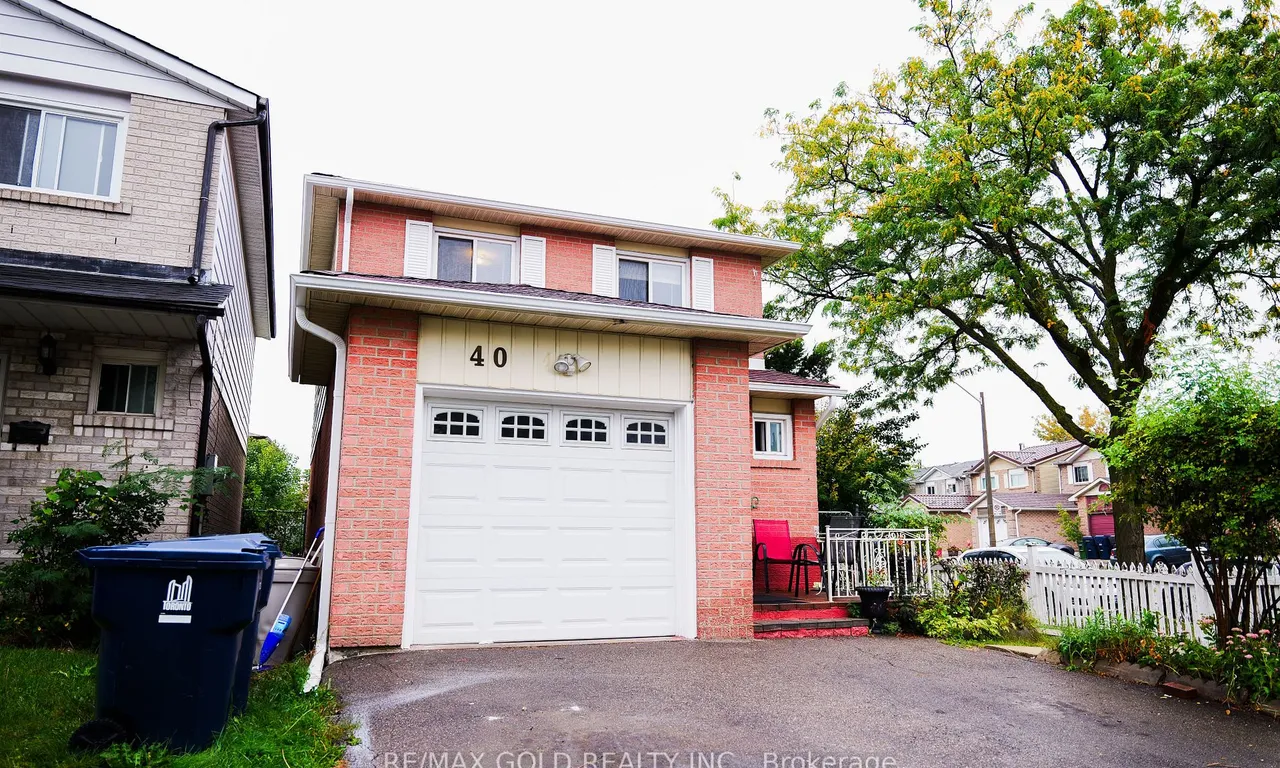 40 Glen Hollow Ave, Toronto, ON M9W 6C6