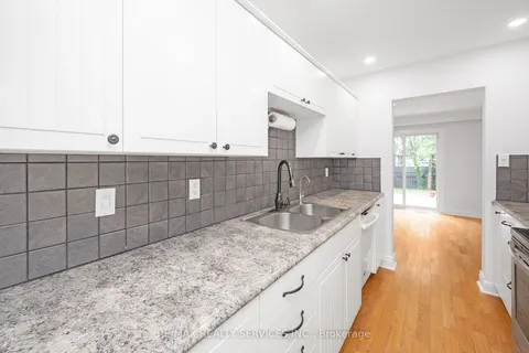 738 Briar Cres, Milton, ON L9T 3Z8