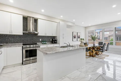 47 Dunley Cres, Brampton, ON L6X 5G8