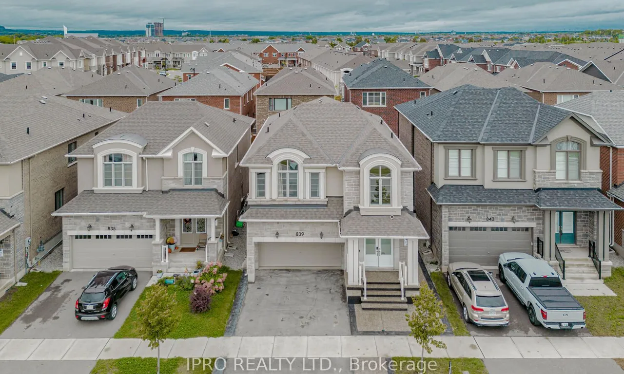 839 Whitlock Ave, Milton, ON L9E 1R8