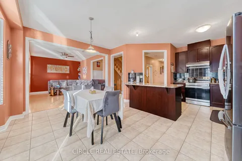 82 Amaranth Cres, Brampton, ON L7A 0L4